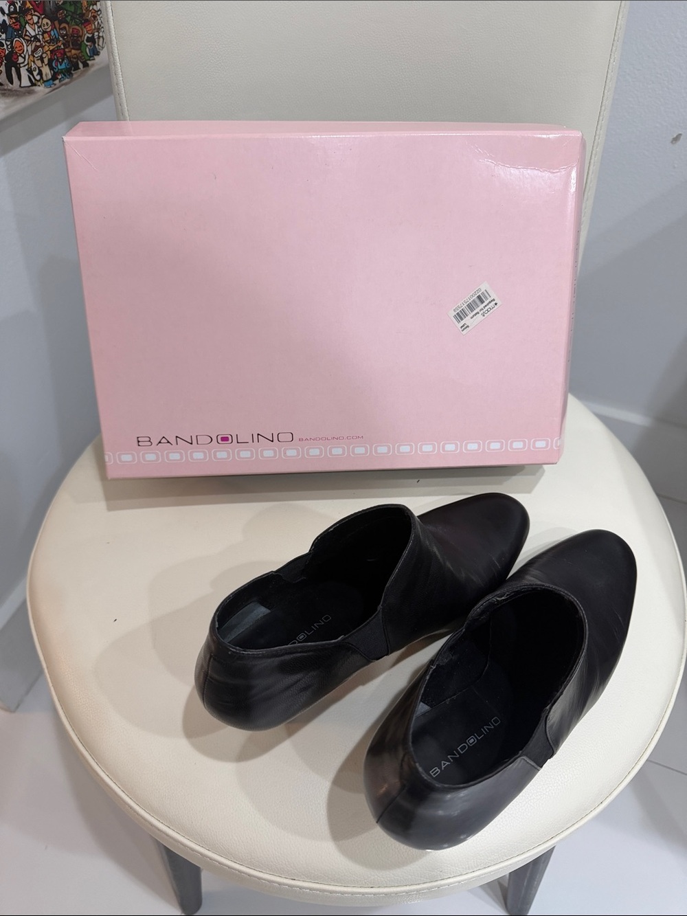 Bandolino Black Leather Ankle Booties
